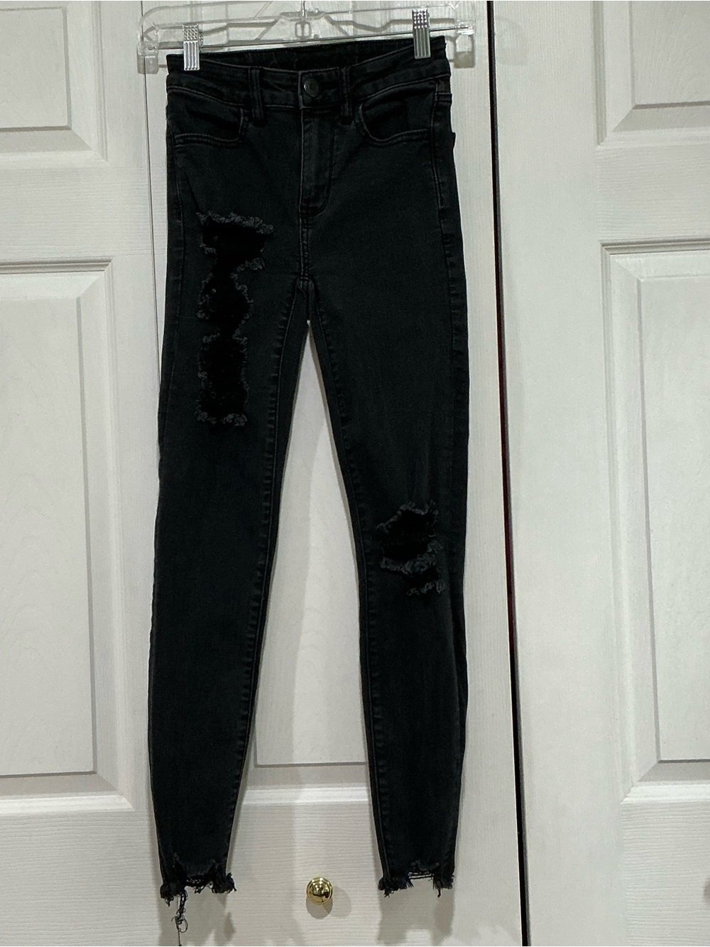 💙 American Eagle Black Hi-Rise Jegging Black Distressed Denim Jeans 00 (01654)